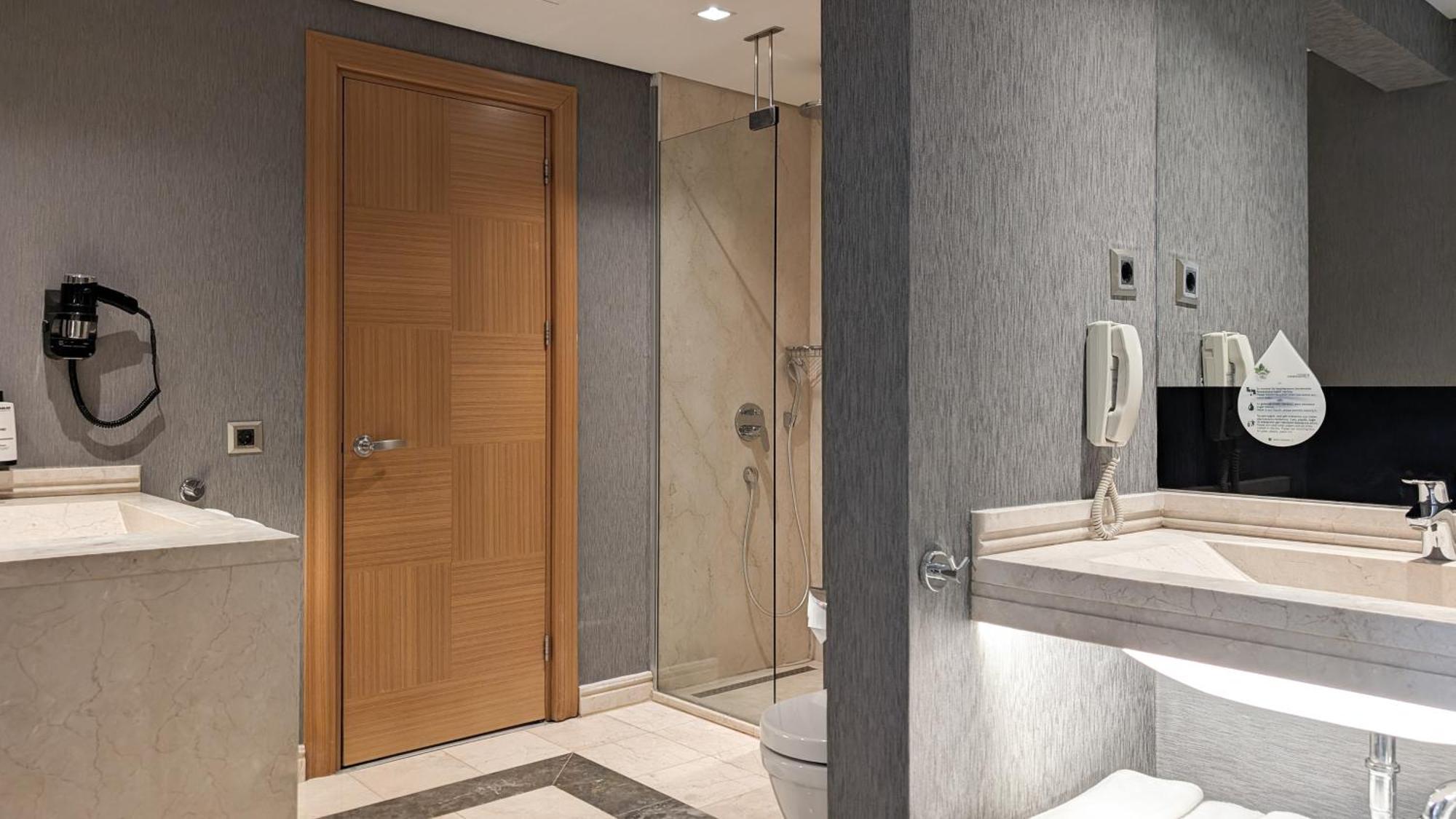 Istanbul Gonen Hotel — Photos 1